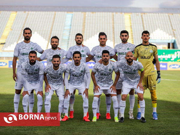 دیدار تیم های فوتبال آلومینیوم اراک- گل گهر سیرجان