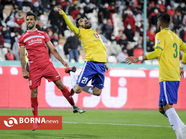 دیدار تیم های فوتبال پرسپولیس -صنعت نفت
