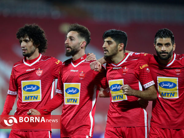 دیدار تیم های فوتبال پرسپولیس - مس رفسنجان