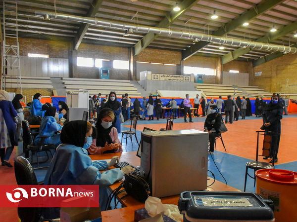 واکسیناسیون پرسنل درمان استان مرکزی