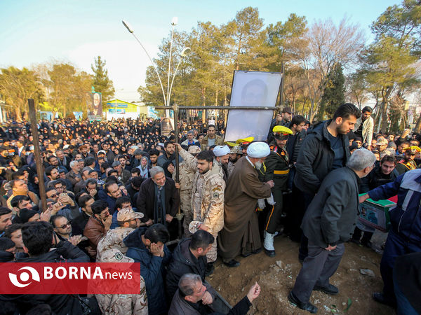 تشییع و خاکسپاری پیکر شهدای سانحه سقوط هواپیمای اکراینی در اصفهان
