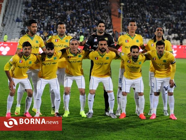 دیدار تیم های استقلال- صنعت نفت آبادان
