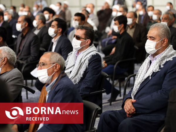 دیدار دست‌اندرکاران برگزاری کنگره شهدای استان قم با مقام معظم رهبری