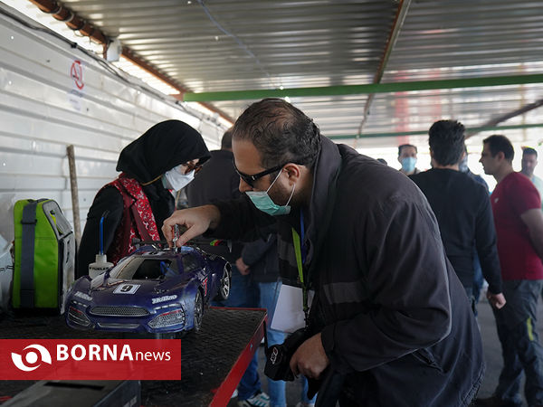 مسابقات آنرود راسی