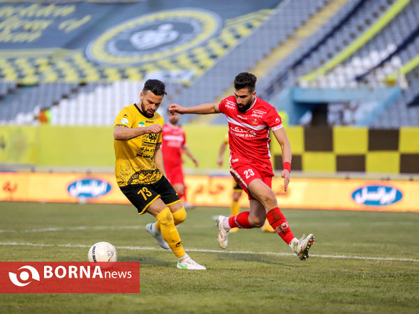 دیدار تیم های فوتبال سپاهان- پرسپولیس
