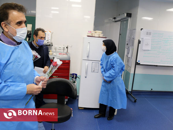 اهدا گل به پرستاران