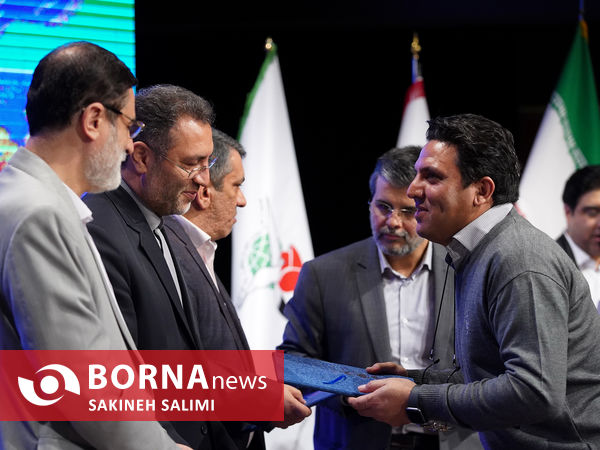 آیین تجلیل از برگزیدگان علمی ، نوآوری و  کارآفرینی شاهد و ایثارگر
