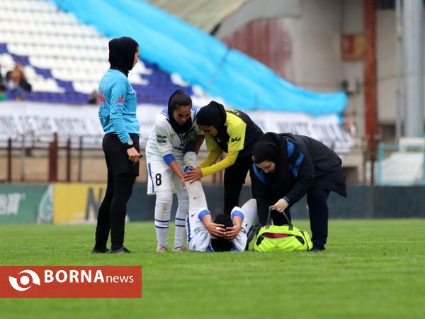 دیدار تیم های فوتبال ملوان بندرانزلی _ خاتون بم