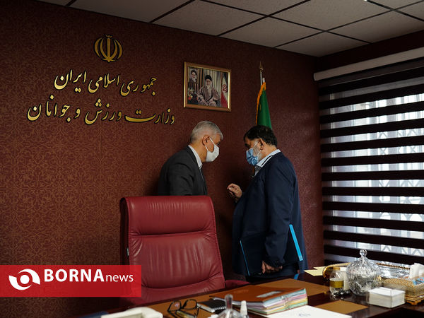 جلسه ‌هم‌اندیشی مدیران استقلال و پرسپولیس با وزیر ورزش و جوانان