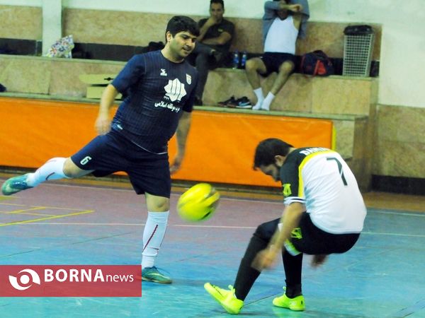 برگزاری فوتسال بین احزاب