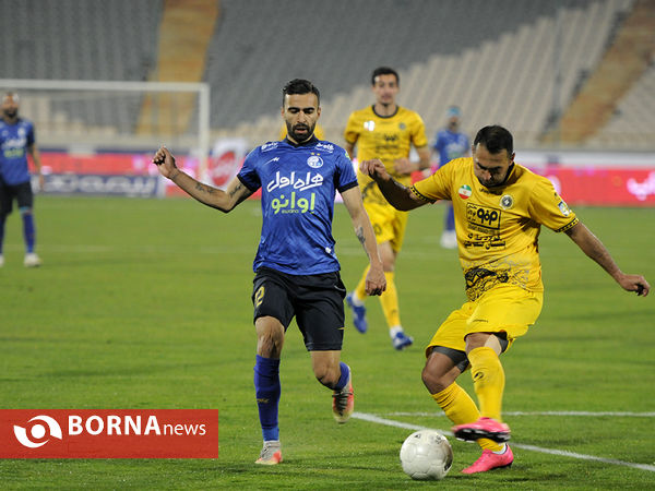 دیدار تیم های های فوتبال استقلال - سپاهان