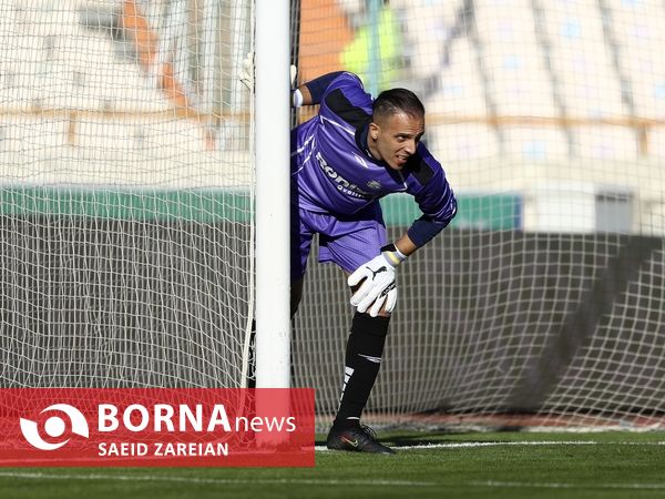 دیدار تیم های استقلال تهران - ملوان بندر انزلی