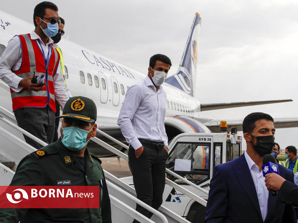 استقبال مردم از قهرمانان فرنگی کار شیرازی