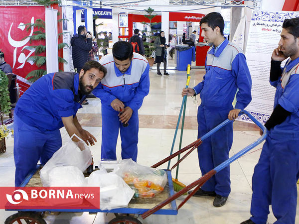 در حاشیه نمایشگاه مطبوعات