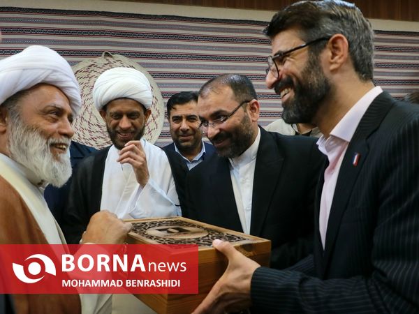 نشست هم اندیشی شیوخ عشایر منطقه آزاد اروند با مسوولان