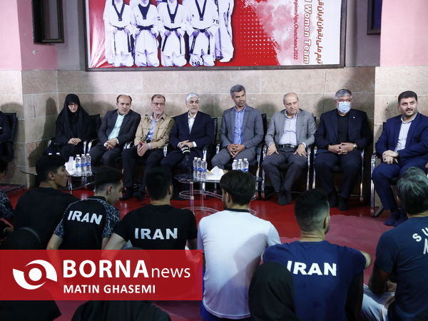 بازدید سرپرست وزارت ورزش و جوانان از اردوی تیم ملی تکواندو