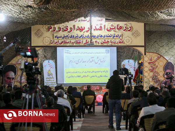 بازدید رییس مجلس از نمایشگاه اقتدار، بهداری رزم نیروی زمینی سپاه