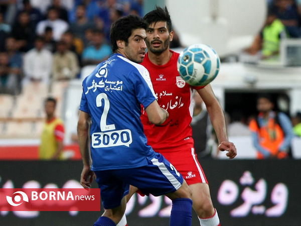 در حاشیه دیدار استقلال - تراکتور سازی
