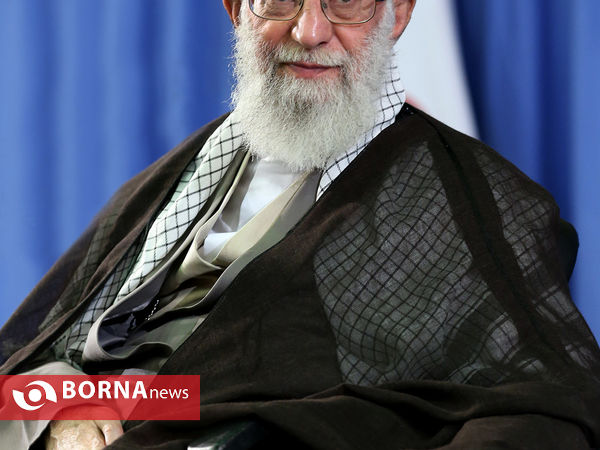 دیدار رهبر معظم انقلاب با جمعی از دانشجویان