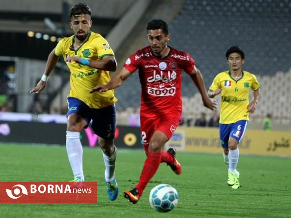 دیدار تیم های فوتبال پرسپولیس- صنعت نفت آبادان