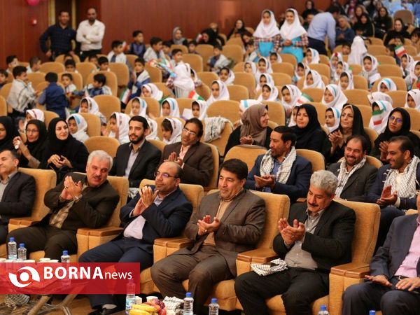 برگزاری جشن شکوفه ها در خرم آباد