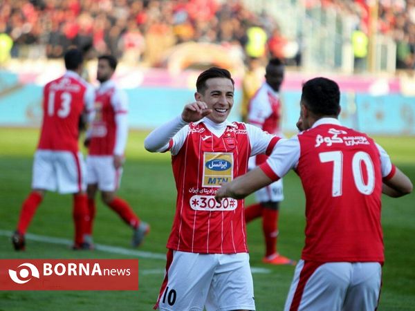 دیدار تیم های پرسپولیس- سپاهان اصفهان
