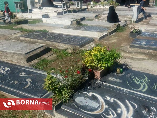 حاشیه مراسم تدفین اهورا کودک 2 ساله گیلانی