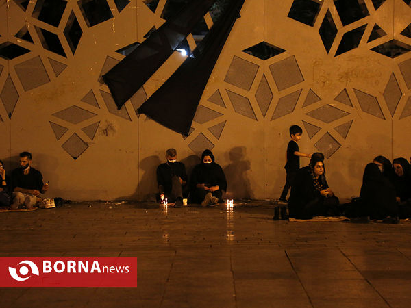 مراسم شام غریبان در میدان امام حسین (ع)
