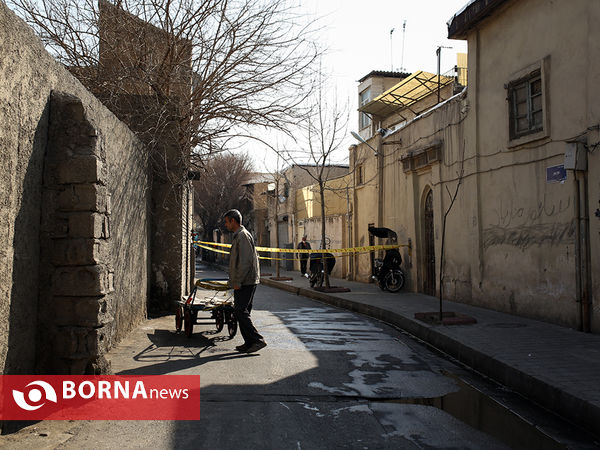 آتش سوزی انبار پنبه در خیابان مولوی تهران