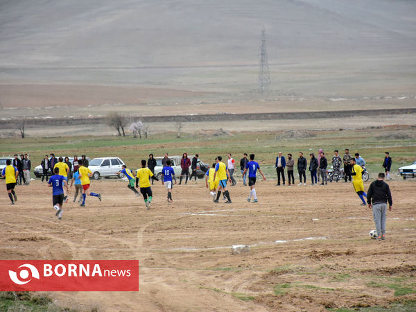 مسابقات فوتبال در روستا