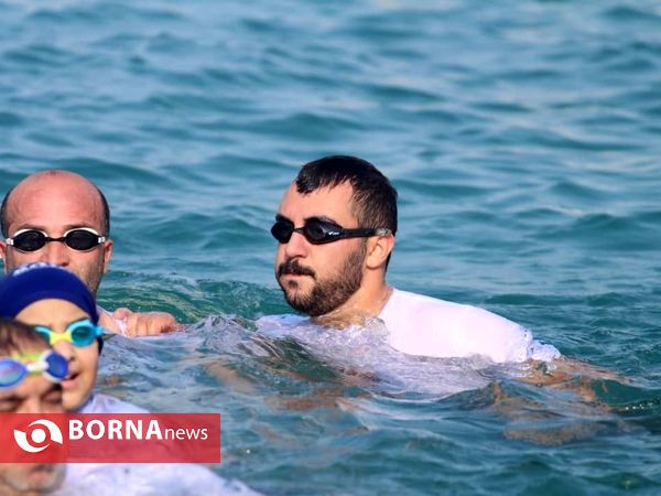 حضور دو شناگر کرمانی درنوزدهمین دوره شنای جانبازان در خلیج فارس