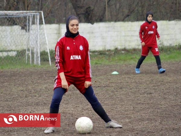تمرین تیم فوتبال بانوان ملوان بندرانزلی