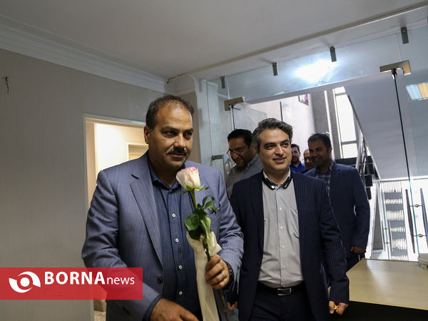 جشن هفته روابط عمومی در خبرگزاری برنا با حضور  رییس و اعضای مرکز اطلاع رسانی و روابط عمومی وزارت ورزش و جوانان