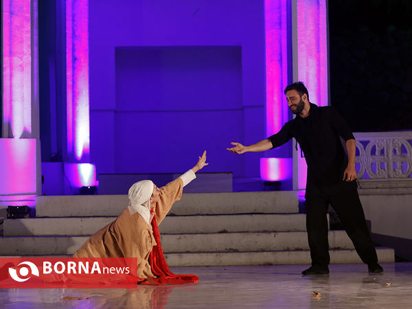 نمایش "شمس پرنده"