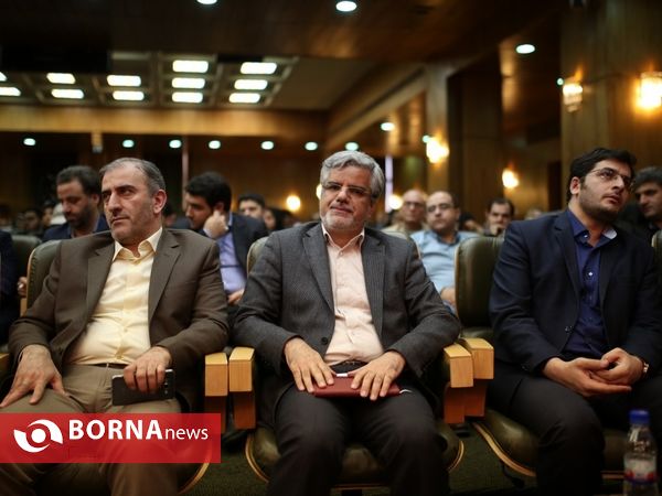 همایش طرح مطالبات نسل جوان با حضور عارف