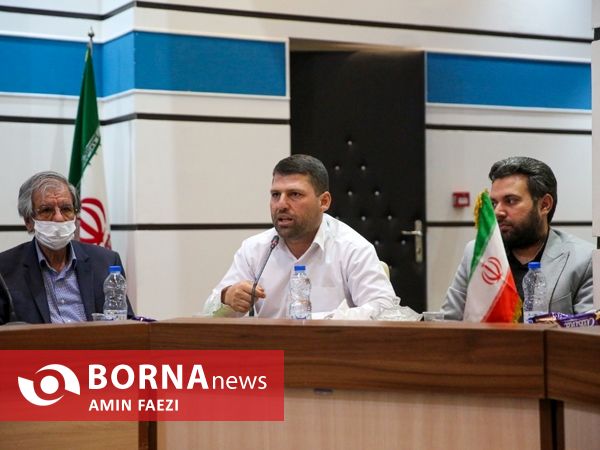 دیدار اصحاب رسانه با نماینده ولی فقیه در فارس