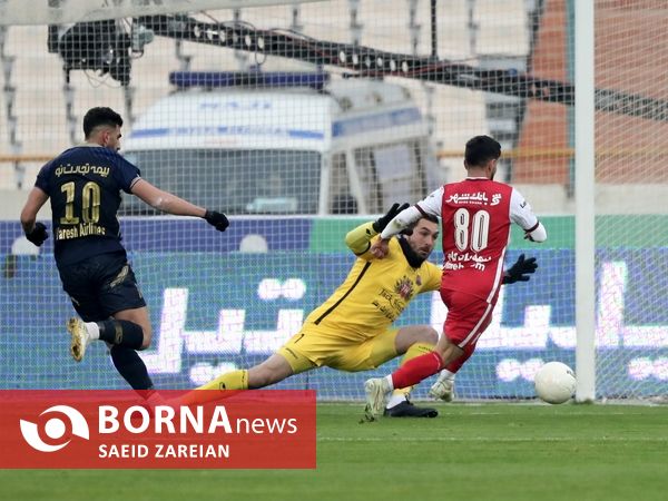 دیدار تیم های پرسپولیس تهران - نساجی مازندران