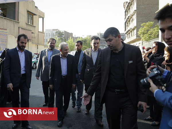 آغاز سال تحصیلی با حضور شهردار تهران