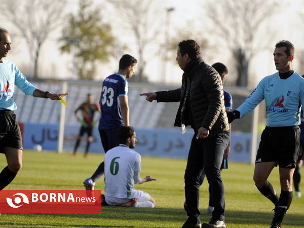 دیدار تیم های فوتبال پیکان- آلومینیوم اراک