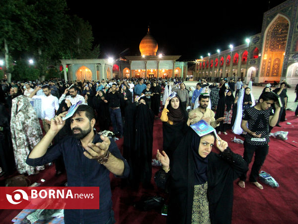 احیای شب قدر بیست و یکم ماه رمضان و سالروز شهادت امام علی(ع) در حرم مطهر شاهچراغ(ع) شیراز