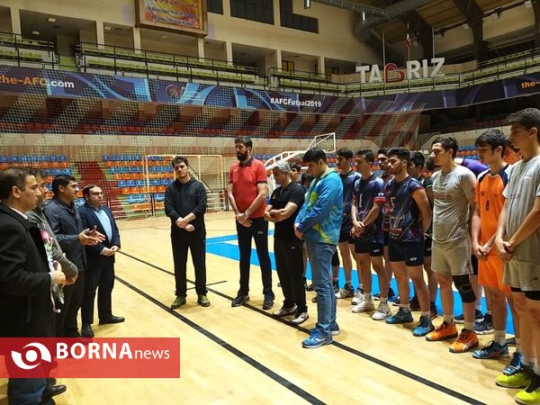 تجلیل مدیرکل ورزش و جوانان آذربایجان شرقی از مربیان ورزشی