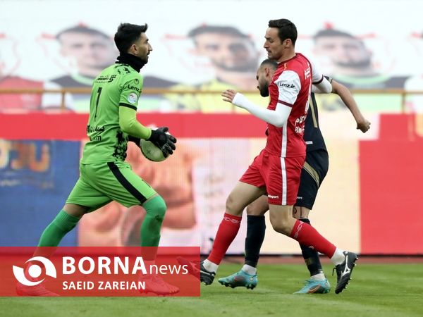 دیدار تیم های پرسپولیس تهران - نساجی مازندران