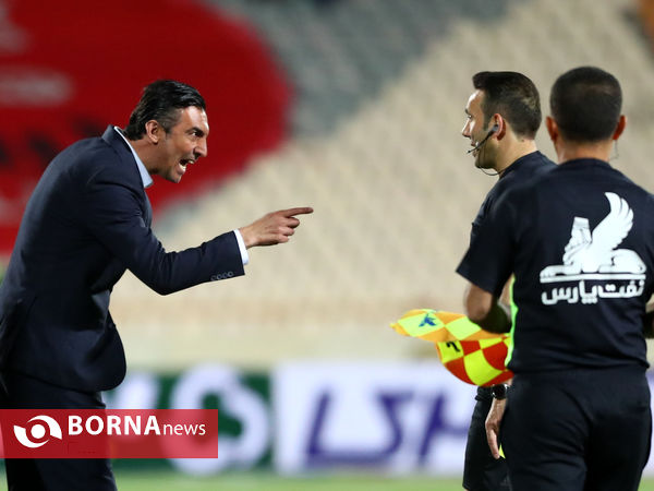 دیدار تیم های فوتبال پرسپولیس - آلومینیوم
