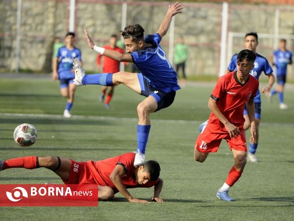 دیدار تیم‌های فوتبال نوجوانان پرسپولیس 2-  نوجوانان استقلال 0