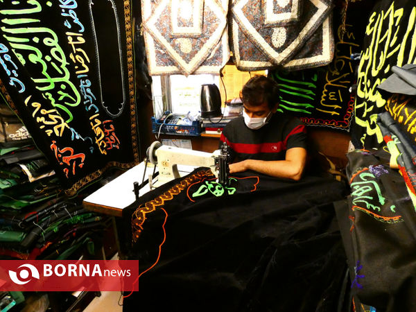 کارگاه های دوخت پرچم در روزهای عاشورایی