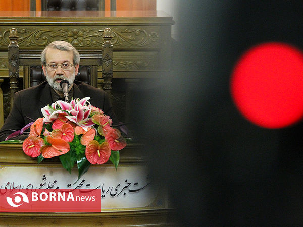نشست خبری رئیس مجلس شورای اسلامی