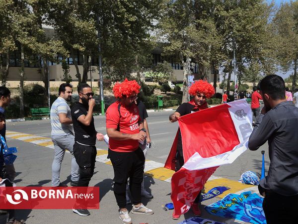 استادیوم آزادی تهران پیش از دربی ۹۰