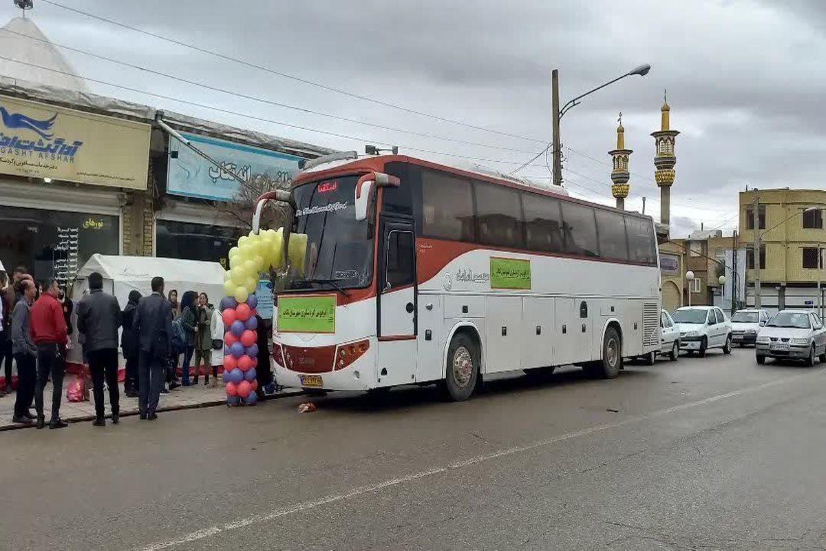اتوبوس گردشگری در تکاب به کار خود پایان داد