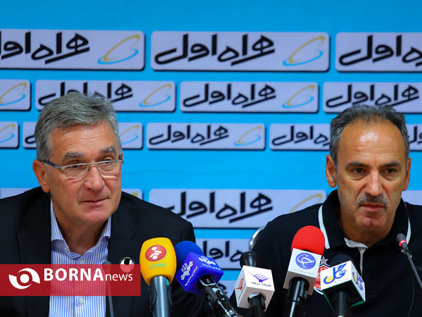 نشست خبری مربیان تیم های پرسپولیس و نساجی
