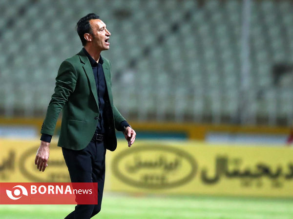 دیدار تیم های فوتبال پرسپولیس - هوادار